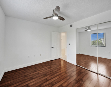 6169 Balboa Circle - Photo Thumbnail 28