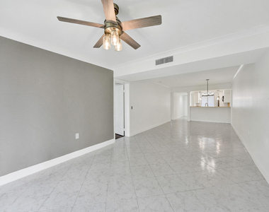 6169 Balboa Circle - Photo Thumbnail 9
