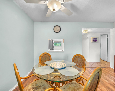 210 Lake Evelyn Drive - Photo Thumbnail 7