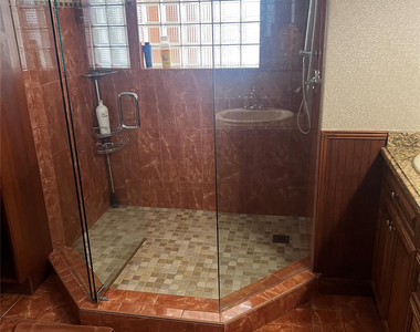 3300 N Ocean Drive - Photo Thumbnail 2