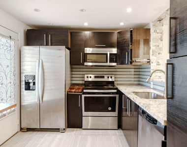 900 Ne 12th Avenue - Photo Thumbnail 22