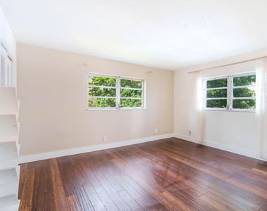 900 Ne 12th Avenue - Photo Thumbnail 14