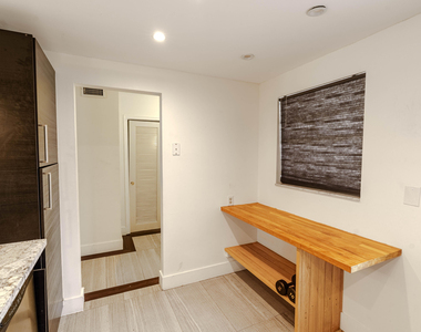 900 Ne 12th Avenue - Photo Thumbnail 24