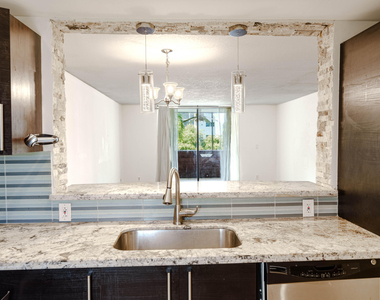 900 Ne 12th Avenue - Photo Thumbnail 23
