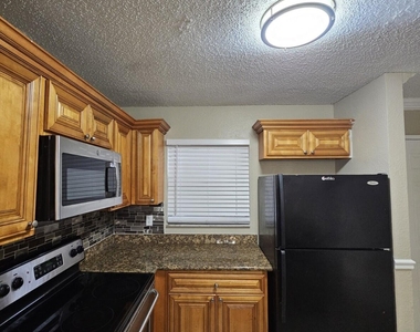 1421 Windorah Way - Photo Thumbnail 5