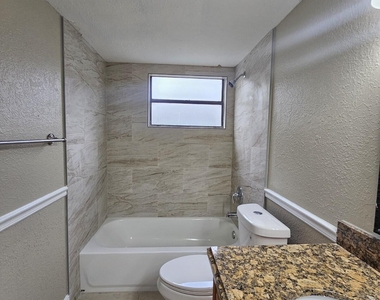 1421 Windorah Way - Photo Thumbnail 12
