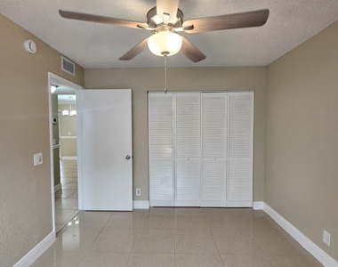 1421 Windorah Way - Photo Thumbnail 13