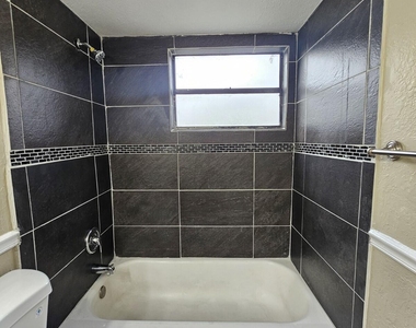 1421 Windorah Way - Photo Thumbnail 17