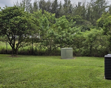 1421 Windorah Way - Photo Thumbnail 7