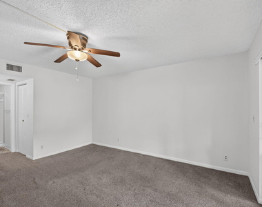 7665 Tahiti Lane - Photo Thumbnail 19