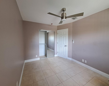 11441 Nw 39 Court - Photo Thumbnail 13