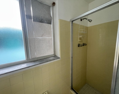 314 Elm Street - Photo Thumbnail 9