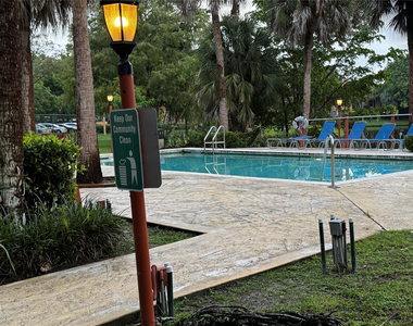 10717 Cleary Boulevard - Photo Thumbnail 28