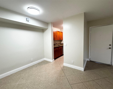 10717 Cleary Boulevard - Photo Thumbnail 17