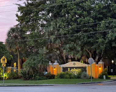 10717 Cleary Boulevard - Photo Thumbnail 34