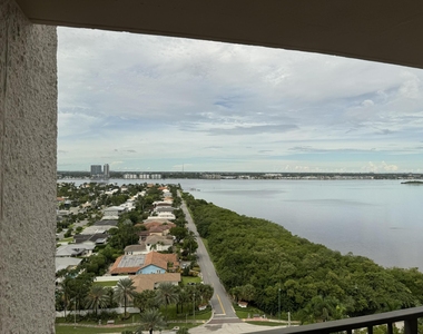 4200 N Ocean Drive - Photo Thumbnail 8