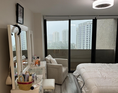 4200 N Ocean Drive - Photo Thumbnail 24