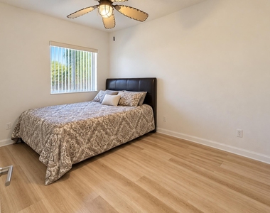 2405 Windjammer Way - Photo Thumbnail 2