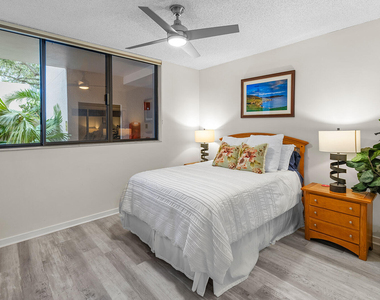 11370 Twelve Oaks Way - Photo Thumbnail 26
