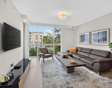 111 Se 1st Avenue - Photo Thumbnail 6