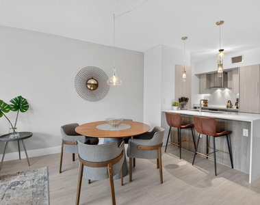 111 Se 1st Avenue - Photo Thumbnail 9