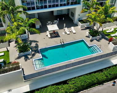 111 Se 1st Avenue - Photo Thumbnail 26