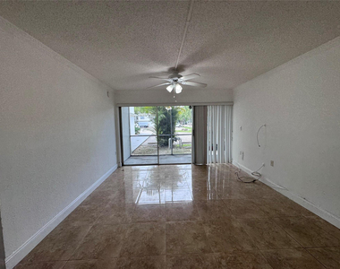 4205 N University Drive - Photo Thumbnail 4