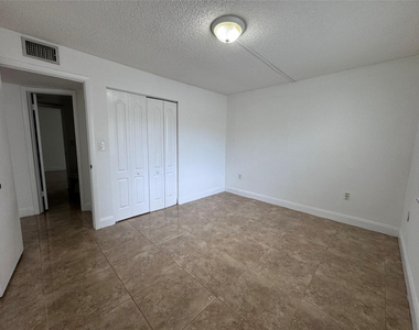 4205 N University Drive - Photo Thumbnail 17