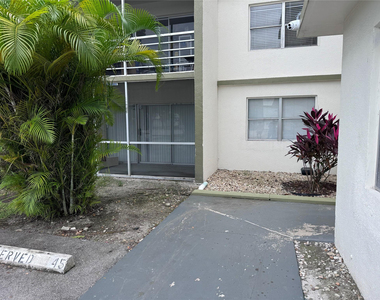 4205 N University Drive - Photo Thumbnail 24