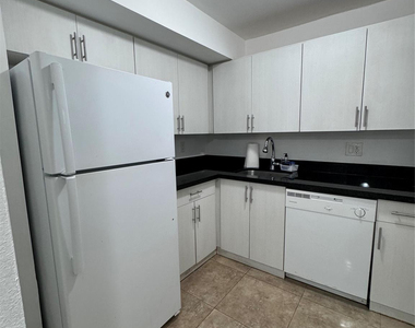 4205 N University Drive - Photo Thumbnail 9