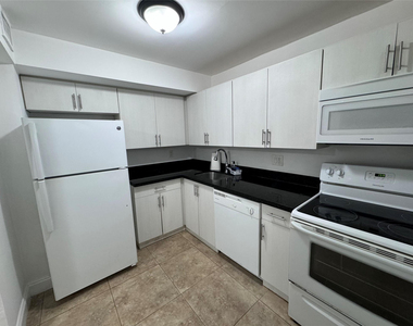 4205 N University Drive - Photo Thumbnail 6