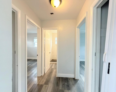 111 E 27th Street - Photo Thumbnail 9