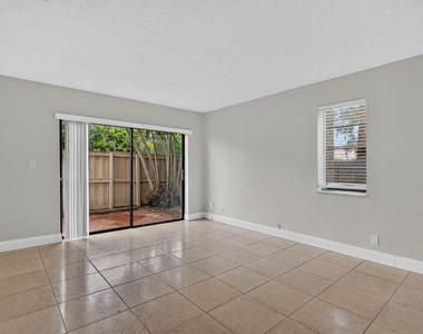 3760 Nw 115th Avenue - Photo Thumbnail 13