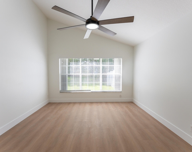 22481 Middletown Drive - Photo Thumbnail 18