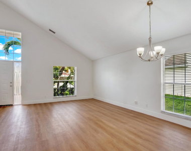 22481 Middletown Drive - Photo Thumbnail 13
