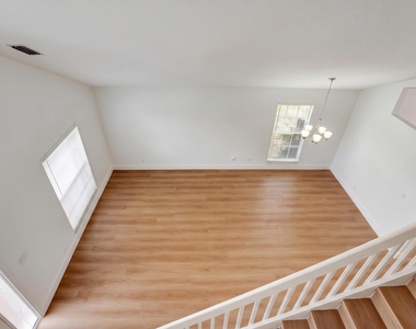 22481 Middletown Drive - Photo Thumbnail 15