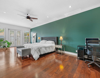 828 Estuary Way - Photo Thumbnail 17