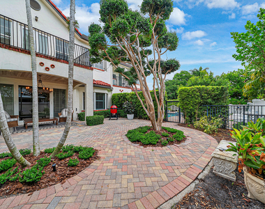 828 Estuary Way - Photo Thumbnail 27