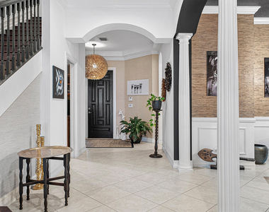 828 Estuary Way - Photo Thumbnail 4