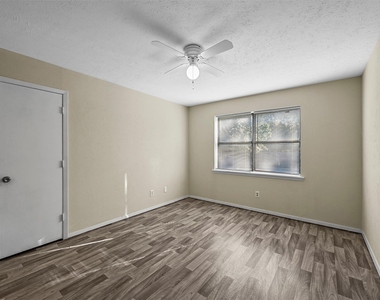 505 N Morris Street - Photo Thumbnail 1