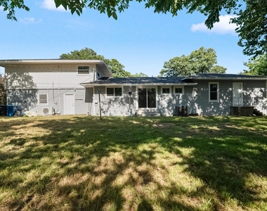 1421 S Scullin Avenue - Photo Thumbnail 25