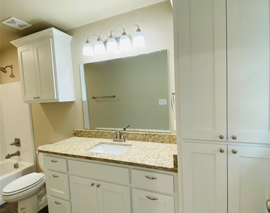 307 N Colbert Avenue - Photo Thumbnail 14