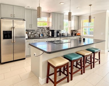2591 Ne 55th Court - Photo Thumbnail 1