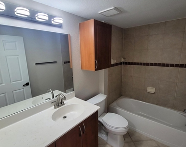 6418 Emerald Dunes Drive - Photo Thumbnail 25