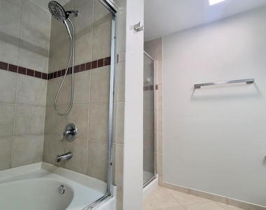 6418 Emerald Dunes Drive - Photo Thumbnail 34