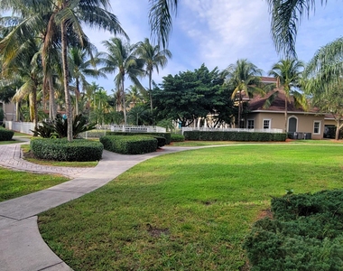6418 Emerald Dunes Drive - Photo Thumbnail 61