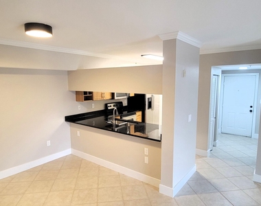 6418 Emerald Dunes Drive - Photo Thumbnail 6