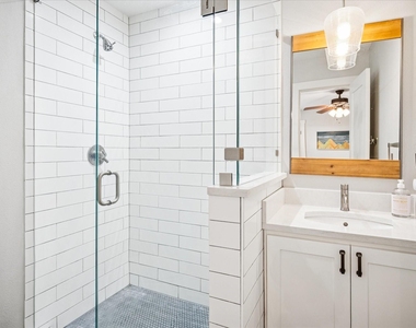 3334 Regent Drive - Photo Thumbnail 16
