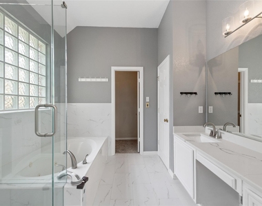 937 Parker Drive - Photo Thumbnail 16