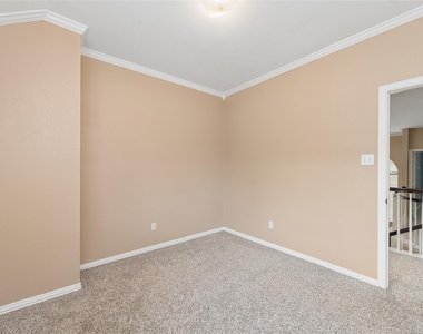 937 Parker Drive - Photo Thumbnail 21
